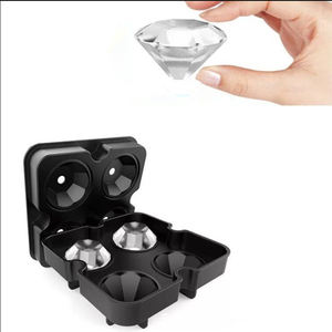 Stampo in Silicone per Cubetti di Ghiaccio a Forma di Diamante con 4 Cavità per Cocktail e Bourbon - Product Image 2