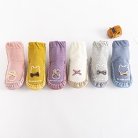 Chaussons-chaussettes antidérapants pour bébé, mignons, en coton à semelle souple, pour filles, motif dessin animé, pour tout-petits