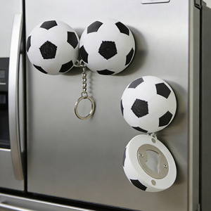 Ouvre-bouteille magnétique pour fans <span class=keywords><strong>de</strong></span> football, souvenirs personnalisés 2026 pour les événements transfrontaliers - Product Image 4