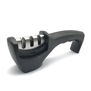 Aiguiseur <span class=keywords><strong>de</strong></span> couteaux manuel à 3 fentes fritté <span class=keywords><strong>Meule</strong></span> à angle fixe Pierre à aiguiser les couteaux à trois étages pour <span class=keywords><strong>la</strong></span> maison - Product Image 1