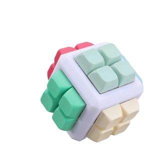Porte-clés anti-stress personnalisé en acrylique, motif anime dessin animé, avec bouton de clavier à six faces, breloque de sac - Product Image 3