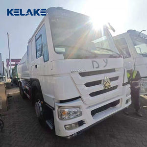 Camion-citerne d'incendie et d'irrigation HO-WO 6X4 avec moteur diesel et pompe, réservoir d'eau super grand de 25 000 L, longue portée - Product Image 2