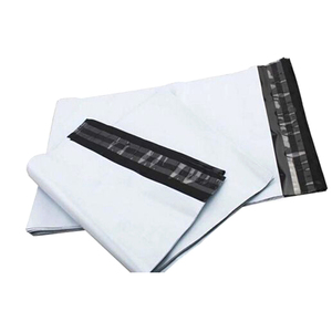 Sac de courrier en Poly biodégradable, sans odeur, sacs d'expédition imperméables pour vêtements - Product Image 1