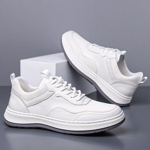 รองเท้าผู้ชาย 2026 รุ่นใหม่สุดฮิต ขายดี น้ำหนักเบา พื้นนุ่ม ใส่ได้หลากหลาย เพิ่มความสูง เหมาะสำหรับทำงานและพักผ่อน - Product Image 5