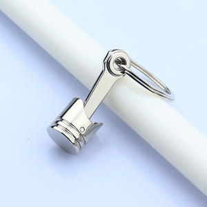 سلسلة مفاتيح أنيقة على شكل مكبس محرك السيارة مصنوعة من سبائك الزنك مع شعار بالليزر وطباعة بارزة ثلاثية الأبعاد - Product Image 3