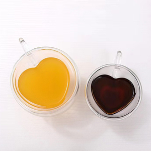 Taza de cristal de doble pared <span class=keywords><strong>con</strong></span> forma de corazón creativa de lujo 180ml/240ml café/jugo de <span class=keywords><strong>leche</strong></span> resistente al calor de borosilicato alto - Product Image 1