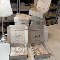Boîtes cadeaux en carton ondulé personnalisées, boîtes d'emballage pliables blanches, boîtes d'expédition de bijoux exquises, utilisées pour les boîtes cadeaux express