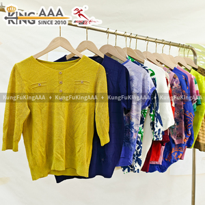 เสื้อสเวตเตอร์ถักแขนสั้นสำหรับคุณแม่ ยี่ห้อ KingAAA ขายส่ง เสื้อถักน้ำหนักเบา ยืดหยุ่นได้ ใส่สบายๆ ในชีวิตประจำวัน เสื้อผ้า<span class=keywords><strong>มือ</strong></span><span class=keywords><strong>สอง</strong></span>นำเข้าจากต่างประเทศ - Product Image 5