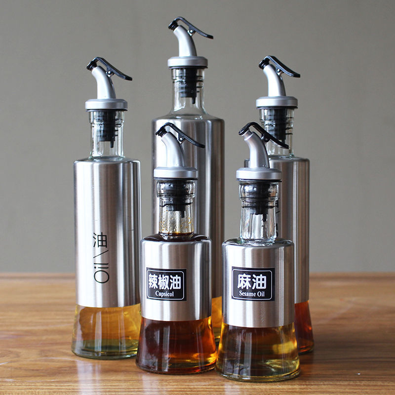 Kitchen stainless steel with plastic pourer used soy sauce glass oil dispenser