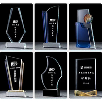 Trophée de cristal de verre de bateau à voile bleu carré personnalisé Prix de plaque de cristal