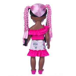 Muñeca Americana de 35 cm (14 Pulgadas) con Trenzas Rosas y Negras, Cabello Lacio, Juguete de Moda al por Mayor - Product Image 4