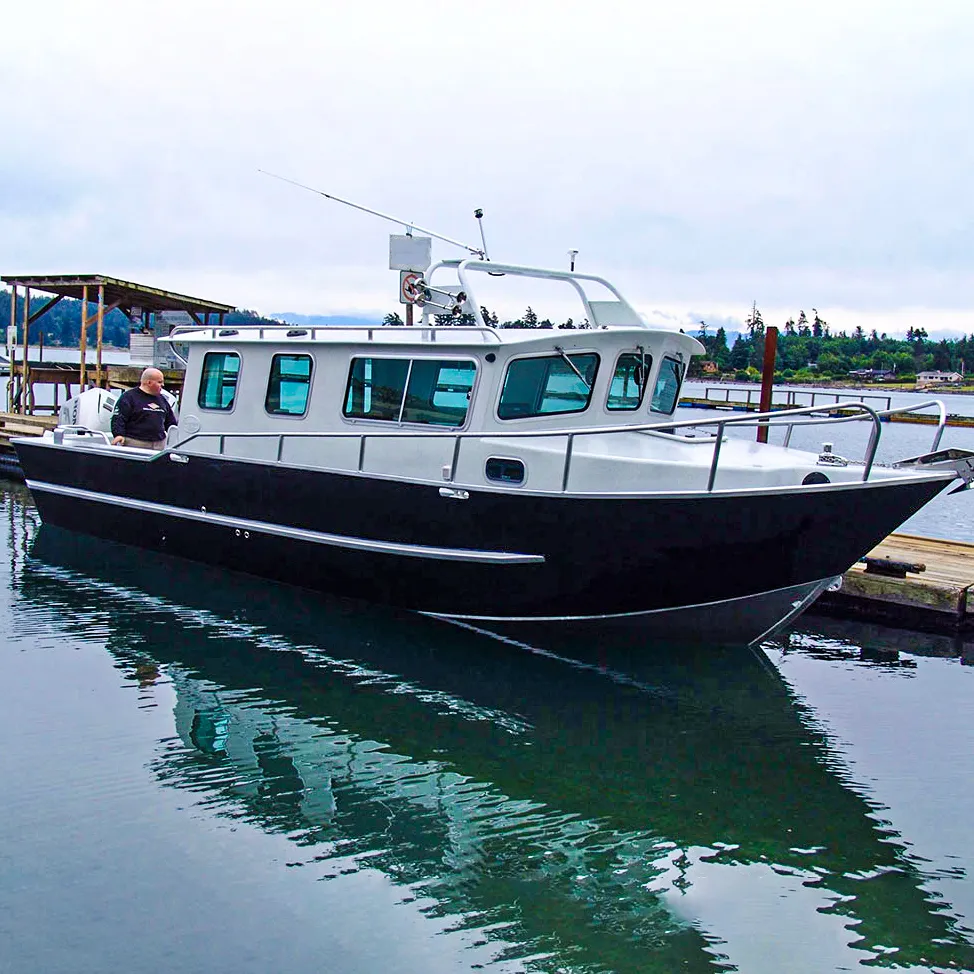 Kinocean Luxury Sport Yacht Deep-V Cabine en aluminium Coque en fibre de verre à grande vitesse pour la pêche et le divertissement à vendre