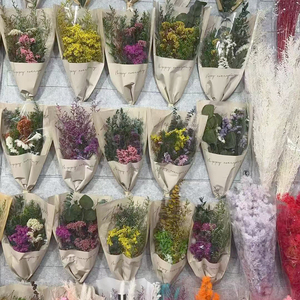 Bouquet <span class=keywords><strong>de</strong></span> fleurs séchées, herbe <span class=keywords><strong>de</strong></span> la pampa et eucalyptus préservés, style rustique campagnard, <span class=keywords><strong>centre</strong></span> <span class=keywords><strong>de</strong></span> <span class=keywords><strong>table</strong></span>, sans entretien, décoration naturelle - Product Image 2