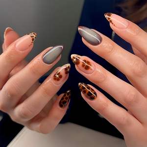 Hoge Kwaliteit Glanzend Bruin Kleur 3d Gold Curve Lijn Ontwerpen Kunstnagels 24 Stuks 12 Maten Amandelvorm Pers Op Nagels - Product Image 5
