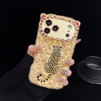 Coque de téléphone en peluche brodée motif léopard Y2K pour iPhone 17 Pro Max 16 15 14 13 avec dragonne moelleuse et protection intégrale