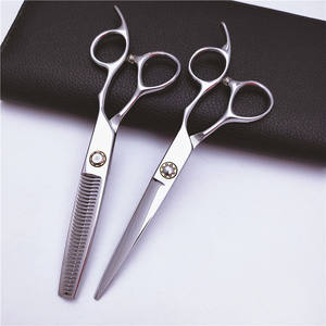 กรรไกรตัดผม Dr. Hair ขนาด 6.0 นิ้ว พร้อมชุดกรรไกรซอยผมแบบมีลูกปืน สำหรับช่างทำผมมือขวา ใบมีดมาตรฐาน - Product Image 1