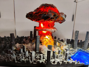 Sculpture transparente d'art de résine époxyde de scène de bombe atomique - Product Image 2