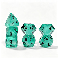 Lot de 7 dés en résine à bords tranchants, vert menthe transparent, polyédriques, pour jeux de rôle de table DND RPG