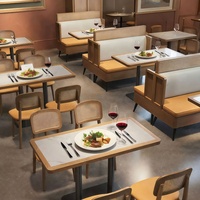Ensembles de chaises pour restaurants - Design moderne, structure en bois massif, revêtement en cuir souple pour café et restaurant