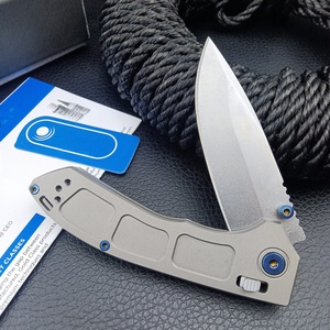 Cuchillo plegable pequeño BM748 con mango de cuero para uso diario (EDC) - Product Image 5