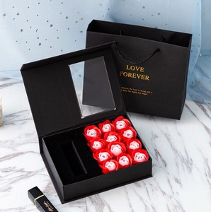 Scatola Regalo Creativa con Rose di Sapone, Ornamenti, Collana, Fiori di Sapone, Confezione Regalo per San Valentino - Product Image 3