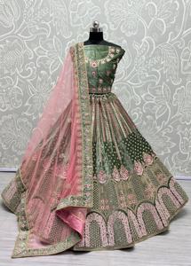 Nuevo Lehenga Choli Moderno de Terciopelo con Lentejuelas y Cuentas, Largo hasta el Suelo, para Bodas y Compromisos, Ropa Étnica Especial - Product Image 5