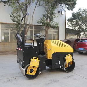 Neue Dual Drive Dual <span class=keywords><strong>Amplitude</strong></span> <span class=keywords><strong>Road</strong></span> <span class=keywords><strong>Roller</strong></span> Engineering Straße Vibrierende <span class=keywords><strong>Single</strong></span> Wheel Produktion 1,5 Tonnen <span class=keywords><strong>Road</strong></span> <span class=keywords><strong>Roller</strong></span> - Product Image 1