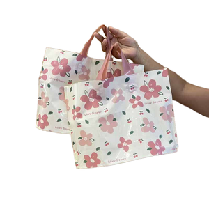Bolsa Ecológica Resistente con Logotipo Personalizado Impreso en LDPE, Reutilizable, con Asa Troquelada, Grosor de 0.4mm, Color Negro, para Transportar Ropa - Product Image 1