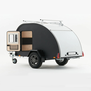 Remolque de Camping Moderno en Forma de Lágrima, Cabina para Dormir Remolcable con Cocina Trasera, Construcción de Acero Inoxidable y Aluminio, Capacidad para 8 Personas - Product Image 3