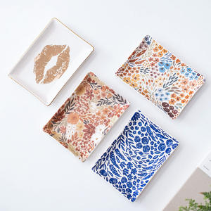 طبق سيراميك أوروبي إبداعي بتصميم غير منتظم، صحن فاكهة بسيط، طبق صغير لتخزين المجوهرات، طبق زينة بالجملة - Product Image 3