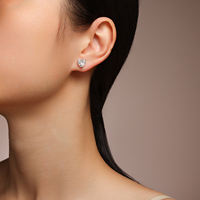 Boucles d'oreilles clous en argent sterling 925 en forme de cœur avec moissanite pour femme, 2 carats, 8x8mm, couleur D, boucles d'oreilles solitaires en moissanite