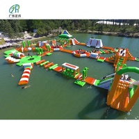Vente flash : parc aquatique gonflable sur mesure, équipement géant de parc aquatique flottant avec toboggans aquatiques pour la récréation aquatique commerciale