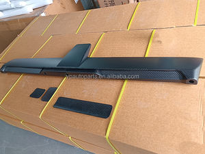 Aile arrière en fibre de carbone sèche <span class=keywords><strong>noir</strong></span> <span class=keywords><strong>mat</strong></span> pour <span class=keywords><strong>G</strong></span> Class W464 G63 G500 US Car <span class=keywords><strong>4x4</strong></span> Style Toit Spoiler avec LED - Product Image 2