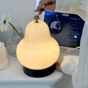 Lámpara de mesa de pera crema francesa antigua media dormitorio Estudio de cabecera sala de estar carga táctil atmósfera portátil sentido pequeño Nig