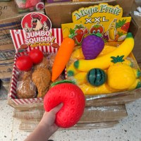 Jumbo Squishies Mixed Design Tpr Flour Simulation Carrot Fried Chicken Leg Decompression Stress Relief Large Size Squeeze Toy