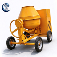 Petite bétonnière diesel à 4 roues, machine de mélange mobile portable pour la construction routière et le mélange de matériaux agricoles