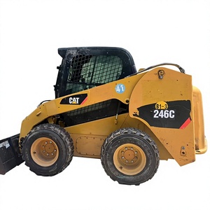 Chargeuse sur pneus CAT 246C d'occasion, modèle 2020, capacité nominale de 2 tonnes, excellentes performances, prix avantageux, à vendre - Product Image 1