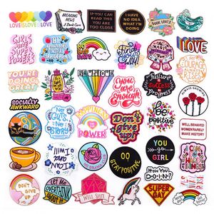 Patchs thermocollants brodés lettres arc-en-ciel dessin animé, badges DIY pour vêtements, emblèmes personnalisés, fabrication en gros - Product Image 2