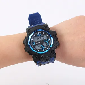 Jam tangan kustom jam olahraga luar ruangan kedap air tampilan jam tangan