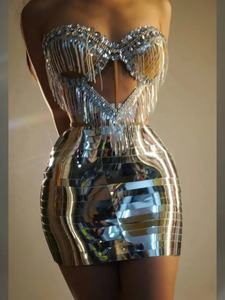 Traje de Actuación Acrobática con Falda de Tubo y Espalda Descubierta con Diseño de Espina de Pescado Dorada y Alas Grandes para Mujer, Vestido para Actuación de Canto en Grupo - Product Image 2