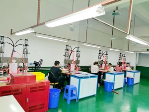 Patchs en TPU 3D gaufré avec logo de marque personnalisé, haute qualité pour vêtements de sport - Product Image 6