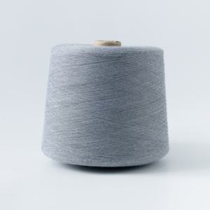 Vente directe d'usine Livraison rapide Fil de coton cardé teint 32S pour le tricot à la main et la fabrication de draps et de housses de couette - Product Image 1