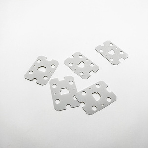 Feuille d'isolation en PET blanche pour moteur haute tension, montage traversant - Product Image 2