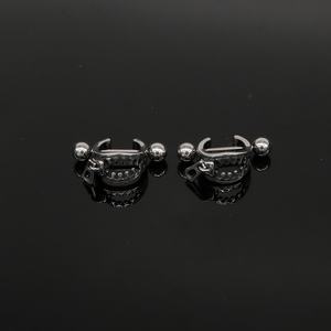 Boucles d'oreilles clous personnalisées pour hommes en acier inoxydable 316, étanches, hypoallergéniques, design fermeture éclair creuse, style vintage punk gothique pour hommes - Product Image 4
