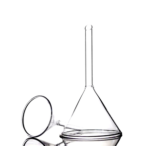 Entonnoir triangulaire en verre borosilicate haute résistance Degao avec long col pour un transfert et une filtration sécurisés des liquides dans les laboratoires de chimie - Product Image 3