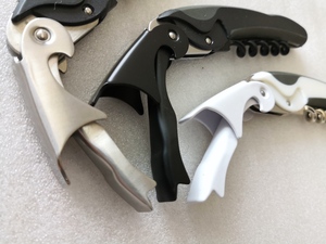 Sacacorchos Profesional <span class=keywords><strong>Rialto</strong></span> Personalizable con Logotipo, de Dos Palancas, de Acero Inoxidable, con Mango Suave - Product Image 3