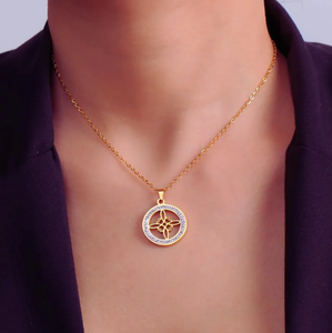 Vente en gros personnalisation <span class=keywords><strong>noeud</strong></span> celtique pendentif collier en acier inoxydable Hip Hop irlandais chanceux starter amulette bijoux cadeau - Product Image 2