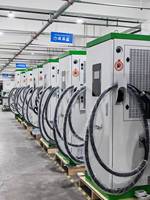 Estación de Carga Rápida para Vehículos Eléctricos (EV) de CC de 60KW, 80KW, 120KW, con Doble Conector y de Pie, Venta al por Mayor de Fábrica, Barata, Compatible con CCS2, CCS1, GBT, Chademo, OCPP y APP