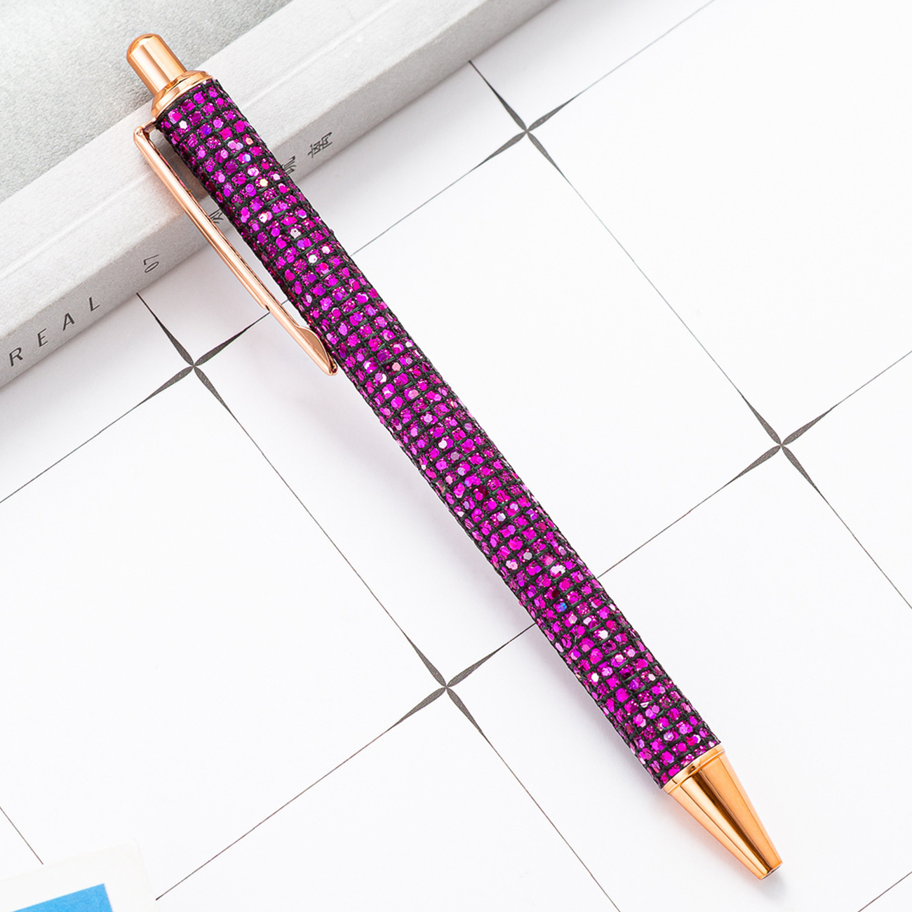 Púrpura a cuadros (piezas de oro rosa)