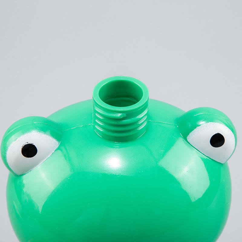 Hot Cartoon Frog Shaped Children's Shower Gel Bottle Shampoo Bottle PVC Panda Shaped Plastic Animal Lotion Bottle.